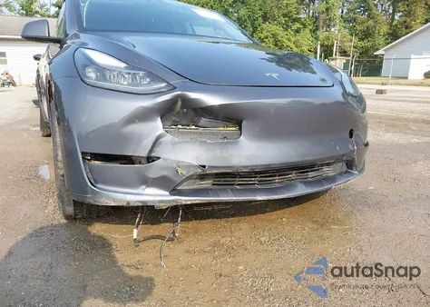 2023 Tesla Model Y Awd/Long Range Dual Motor All-Wheel Drive из США, поврежденный, VIN 7SAYGAEE5PF829394